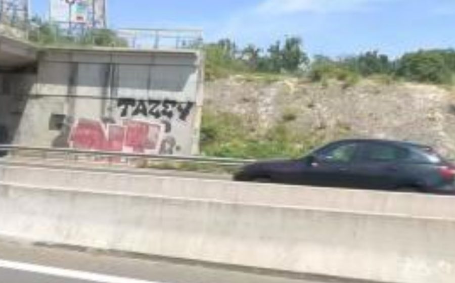 Vue du Rond-point anonyme n°540412839