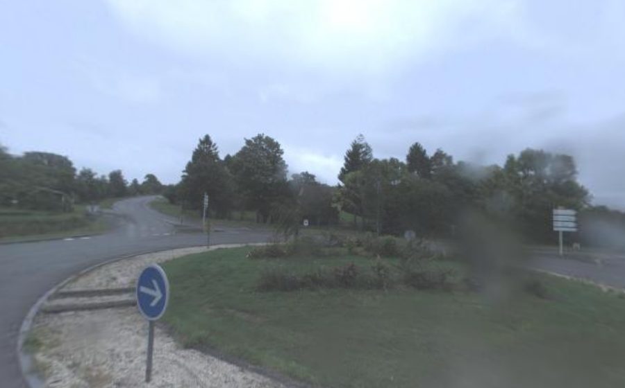 Vue du Rond-Point Route de Pré-en-Pail