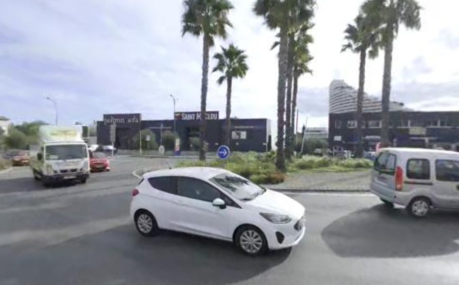 Vue du Rond-point anonyme n°582885672