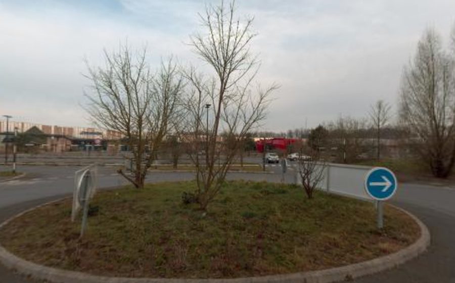 Vue du Centre Commercial Cap Saran