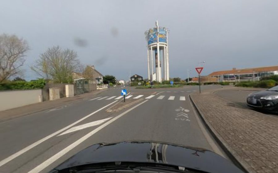 Vue du Rond-point anonyme n°584288564