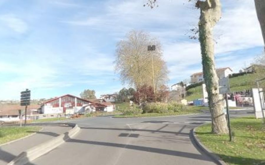 Vue du Rond-point de Mendeala