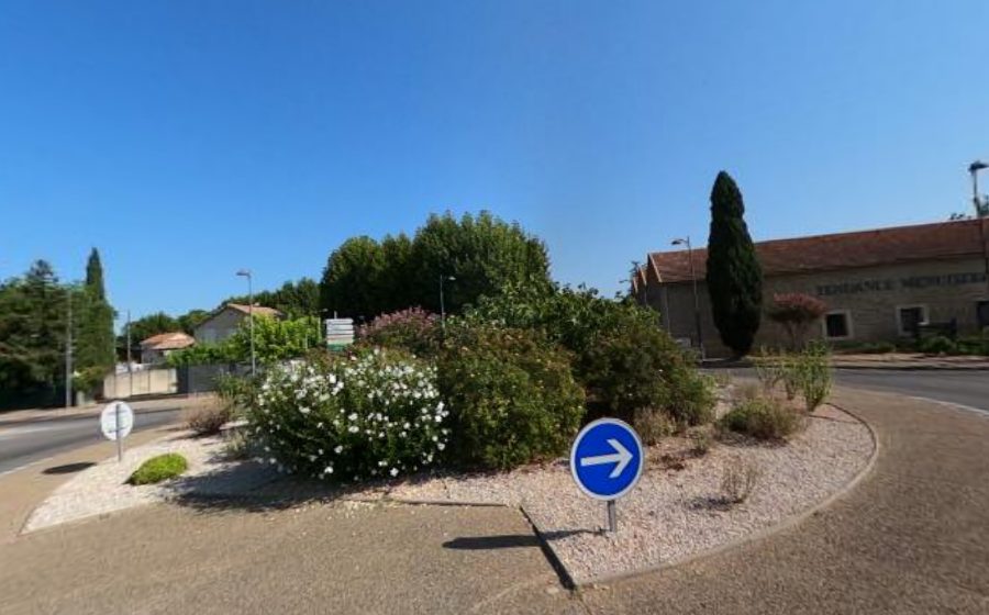 Vue du Rond-point anonyme n°590245858