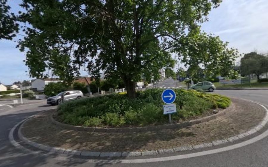 Vue du Rond-point anonyme n°600326527