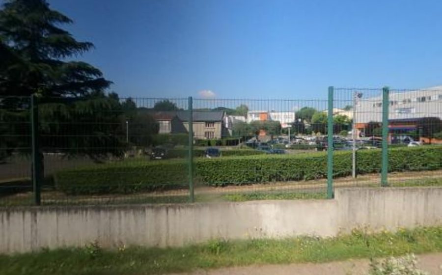 Vue du Rond-point anonyme n°608986611