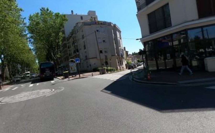 Vue du Rond-point anonyme n°608990160