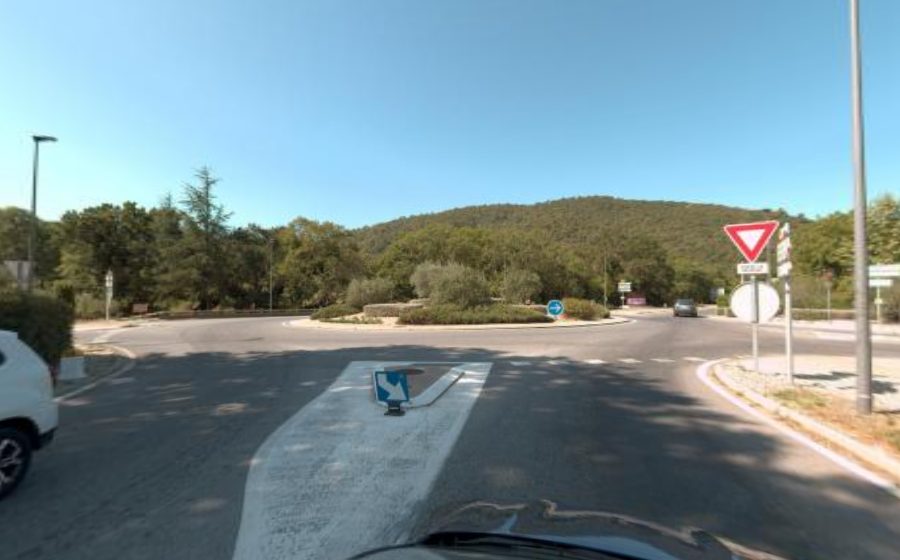 Vue du Rond-point anonyme n°611689518