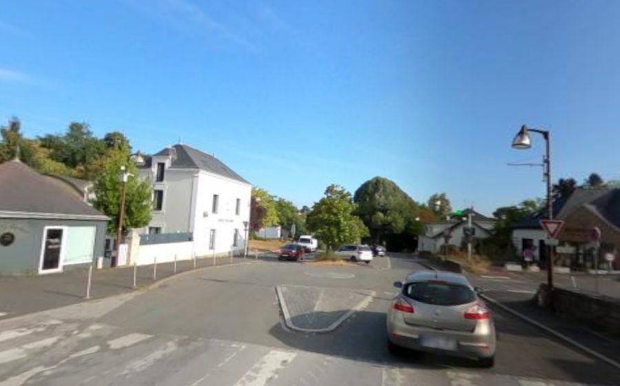 Vue du Rond-point anonyme n°611853308