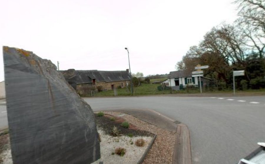 Vue du Rond-point anonyme n°613366385