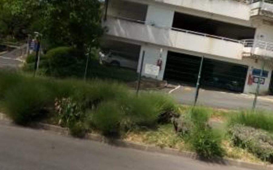 Vue du Rond-point anonyme n°614125760