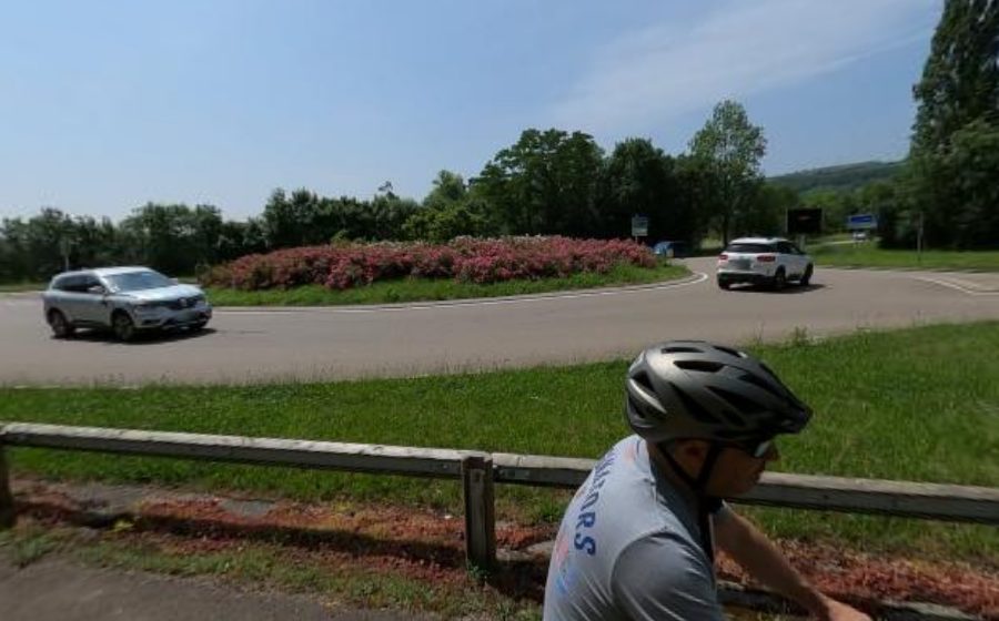 Vue du Rond-point anonyme n°614916544
