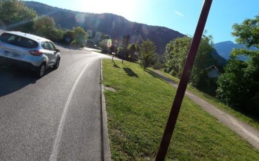 Vue du Rond-point anonyme n°617345751