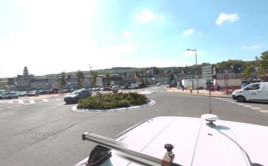 Vue du Rond-point anonyme n°618972753
