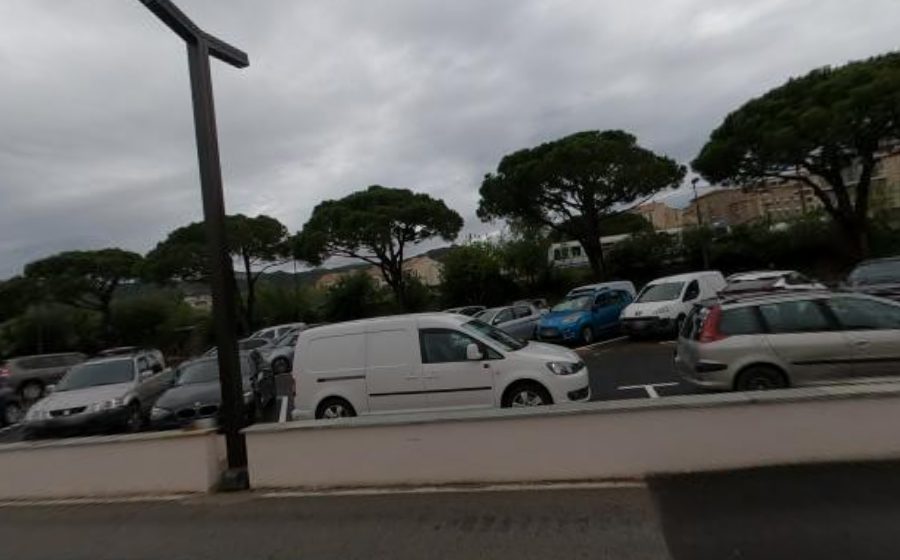 Vue du Rond-point anonyme n°622063898
