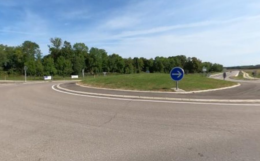 Vue du Rond-point anonyme n°623071778
