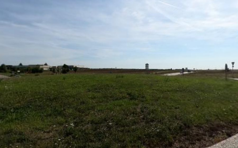 Vue du Rond-point anonyme n°623071790