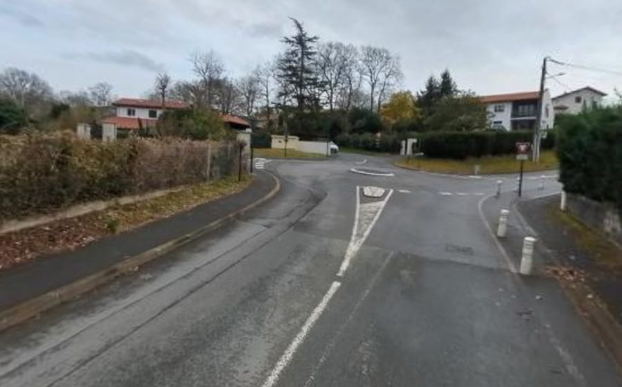 Vue du Rond-point anonyme n°625977078