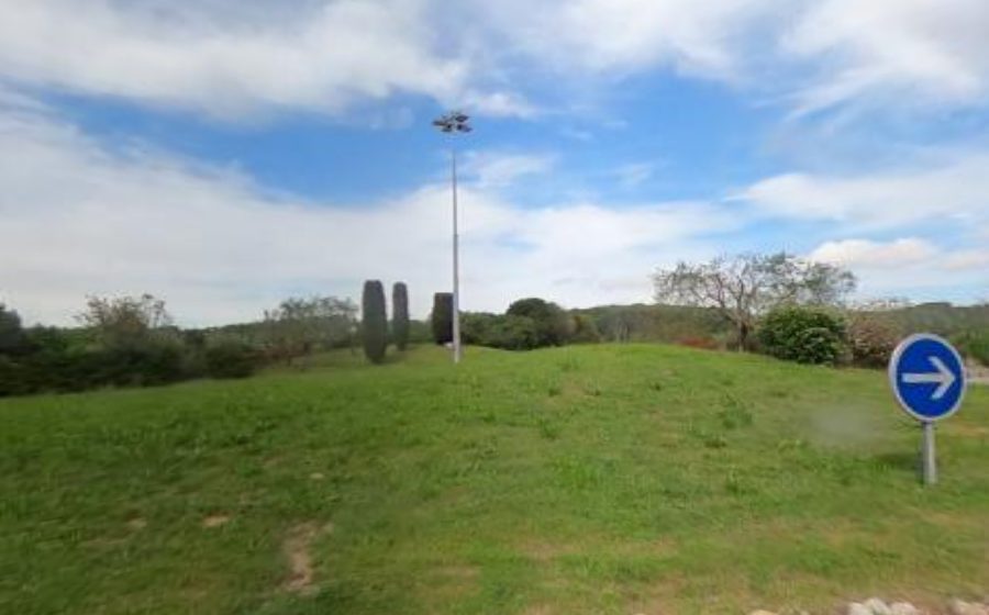Vue du Rond-point anonyme n°630337087