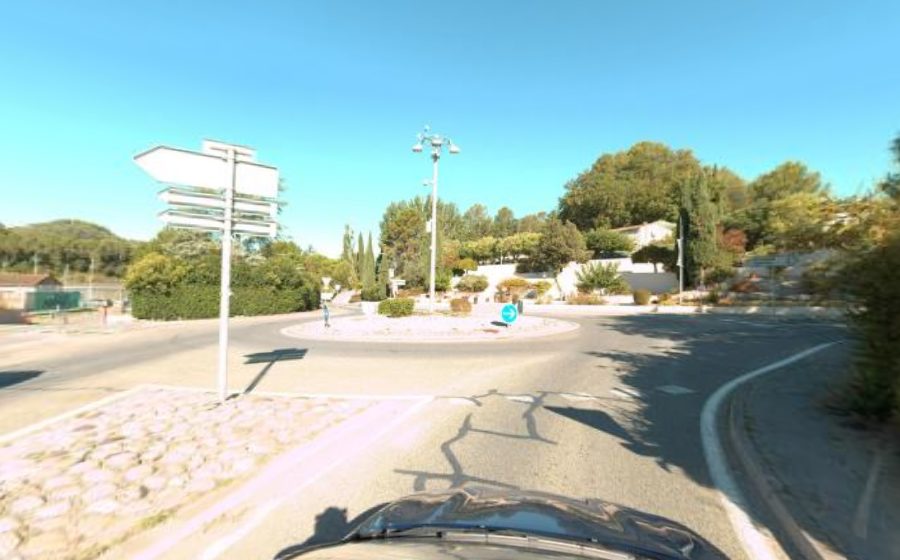 Vue du Rond-point anonyme n°630526359