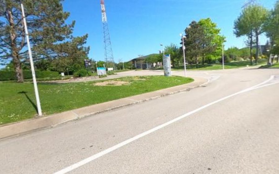 Vue du Rond-point anonyme n°637167002