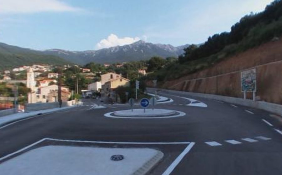 Vue du Rond-point anonyme n°638461188