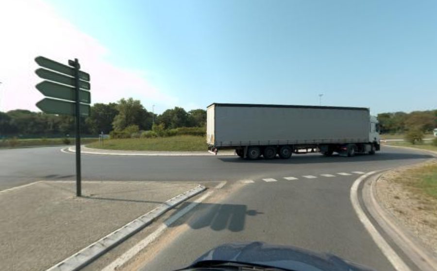 Vue du Rond-point anonyme n°638997060