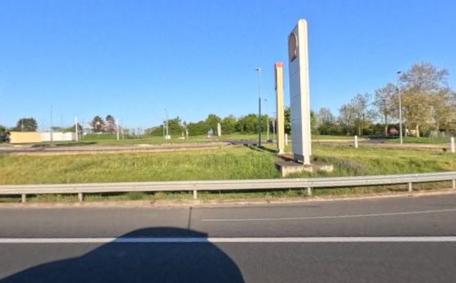 Vue du Rond-point anonyme n°639060755