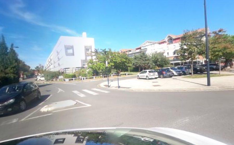 Vue du Rond-point anonyme n°639354136
