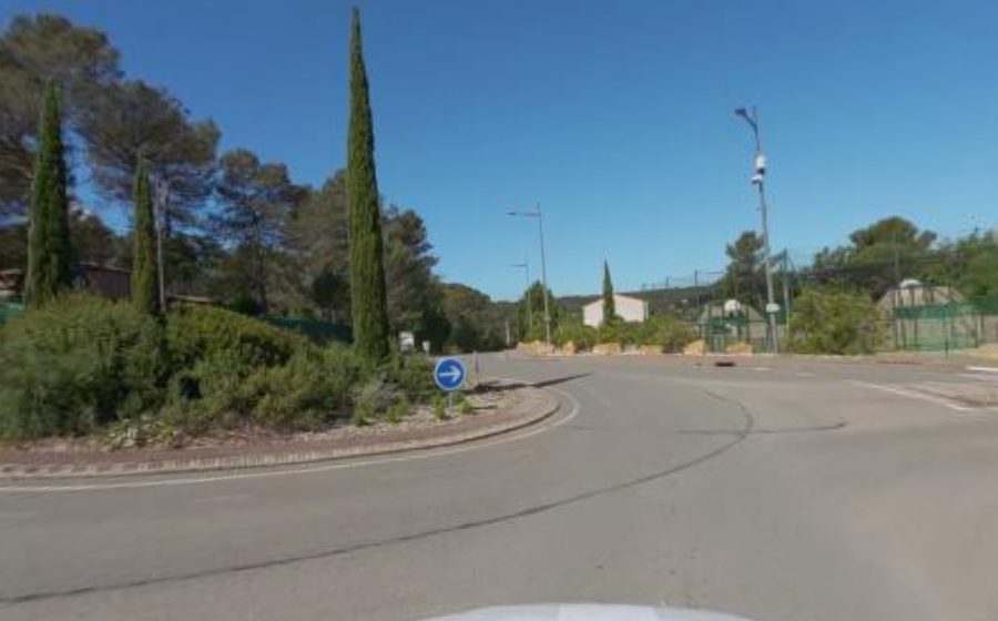 Vue du Rond-point anonyme n°639449258