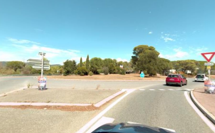Vue du Rond-point anonyme n°647402689