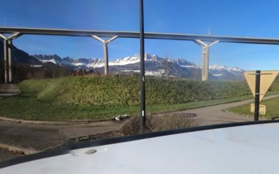 Vue du Rond-point anonyme n°65231494