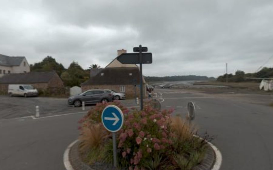 Vue du Rond-point anonyme n°660647737