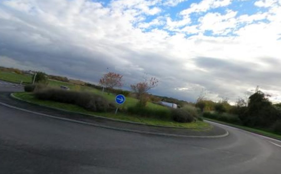 Vue du Rond-point anonyme n°663775328