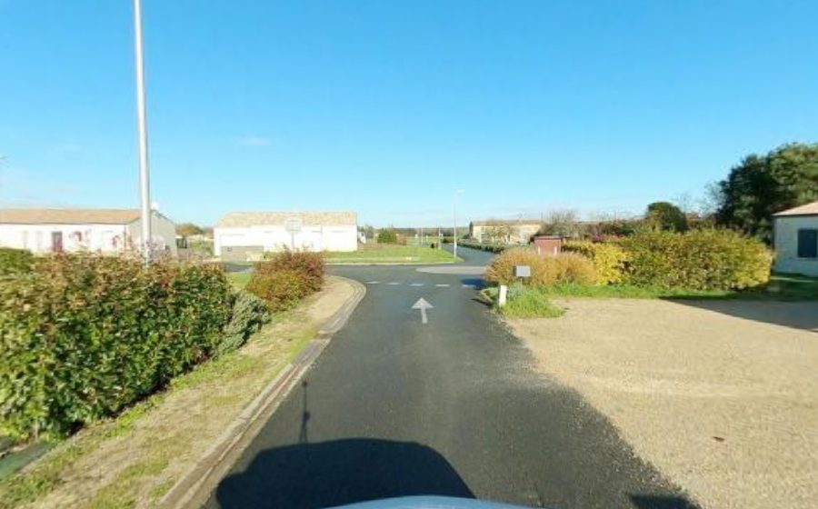 Vue du Rond-point anonyme n°664144832