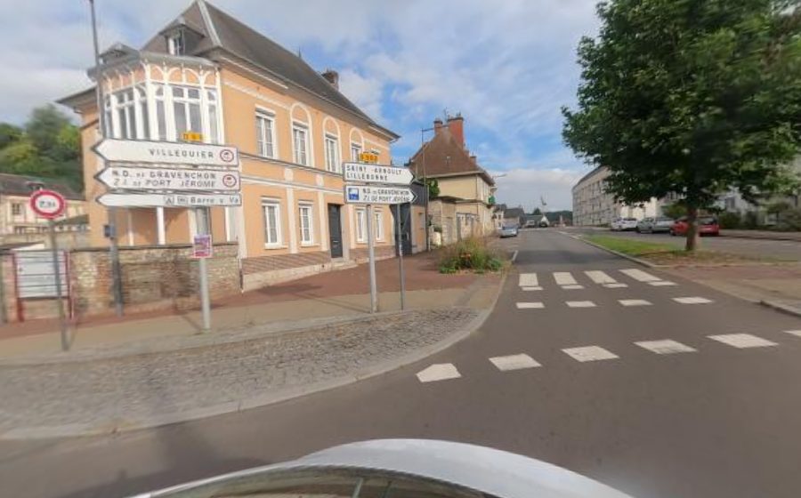 Vue du Rond-point anonyme n°665402782