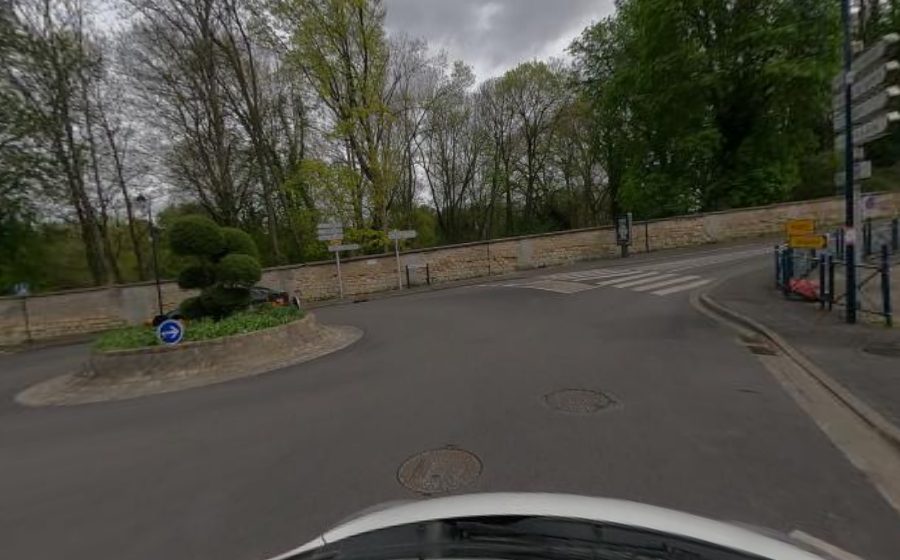 Vue du Rond-point anonyme n°666117227