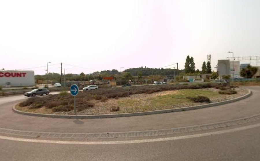 Vue du Rond-point anonyme n°667652495