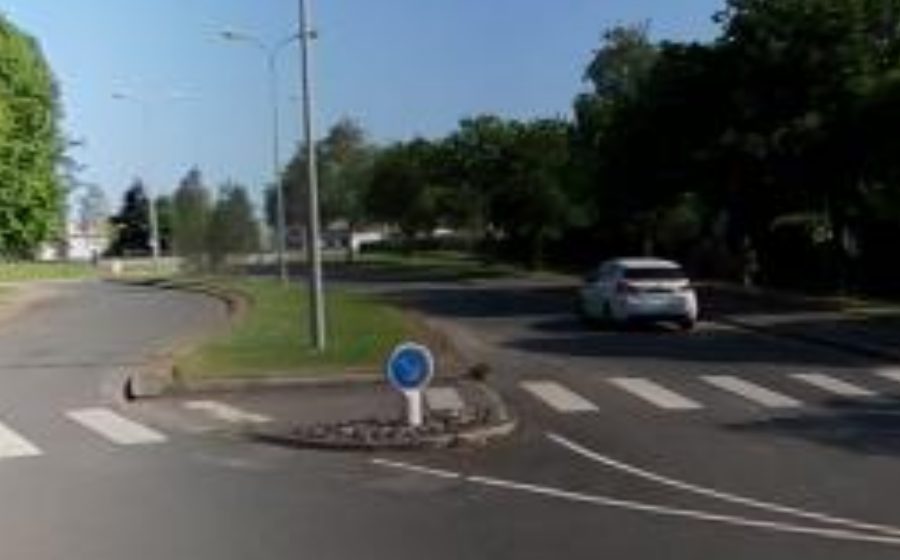 Vue du Rond-point anonyme n°668439437