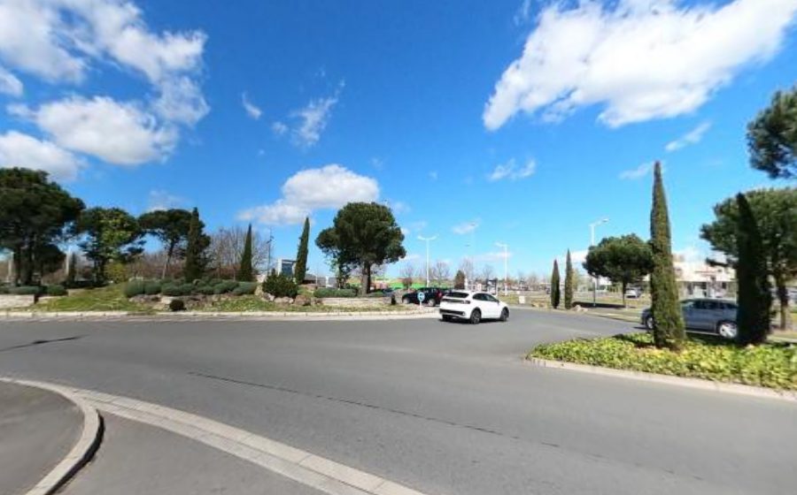 Vue du Rond-point anonyme n°669592804