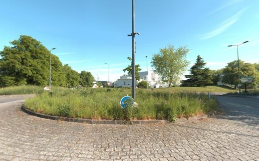 Vue du Rond-point anonyme n°672676948