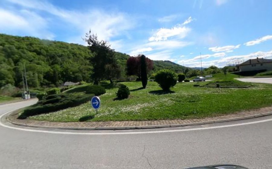 Vue du Rond-point anonyme n°674550057