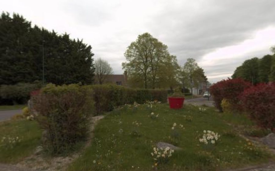 Vue du Rond-point anonyme n°676026759
