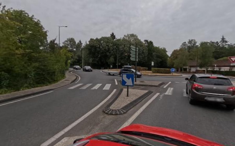 Vue du Rond-point anonyme n°677912834