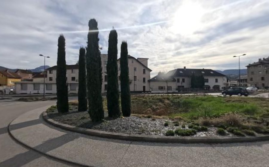 Vue du Rond-point anonyme n°685744017