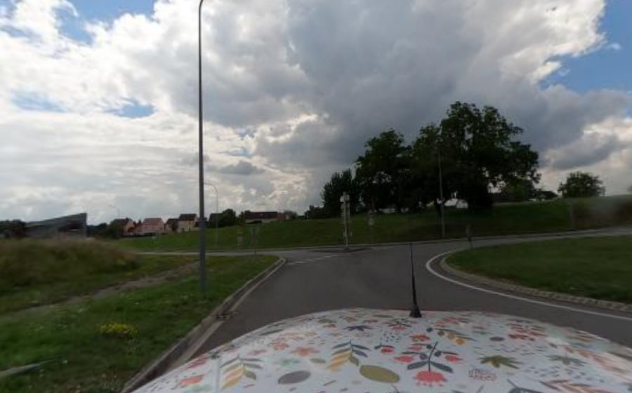 Vue du Rond-point anonyme n°687553471