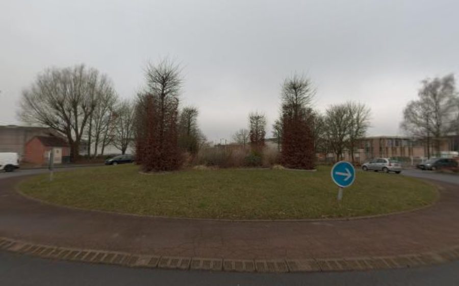 Vue du Rond-point anonyme n°689244389