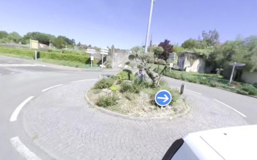 Vue du Rond-point anonyme n°689862993