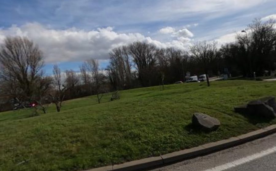 Vue du Rond-point anonyme n°690312877