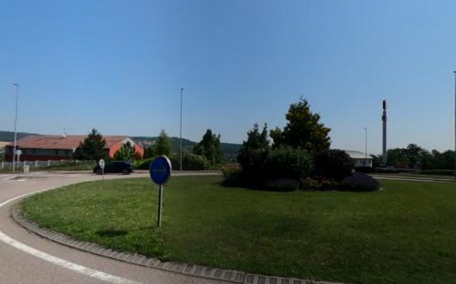 Vue du Rond-point anonyme n°692311849