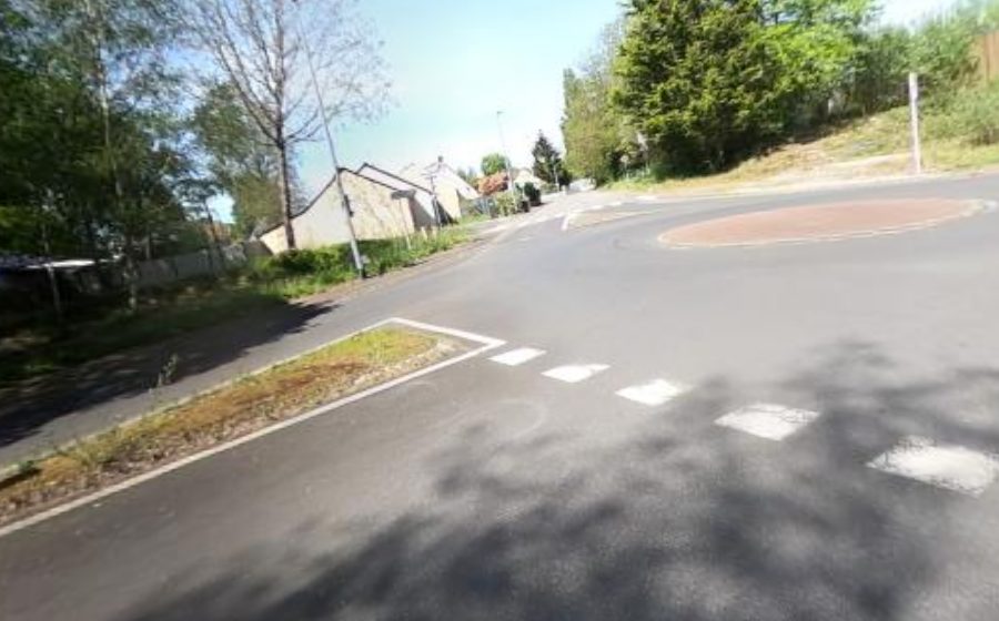 Vue du Rond-point anonyme n°692925988